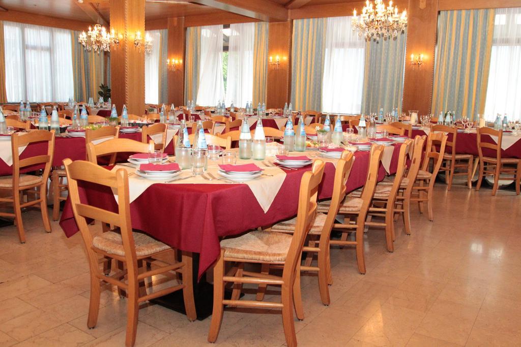 Park Hotel Miramonti Folgaria Buitenkant foto