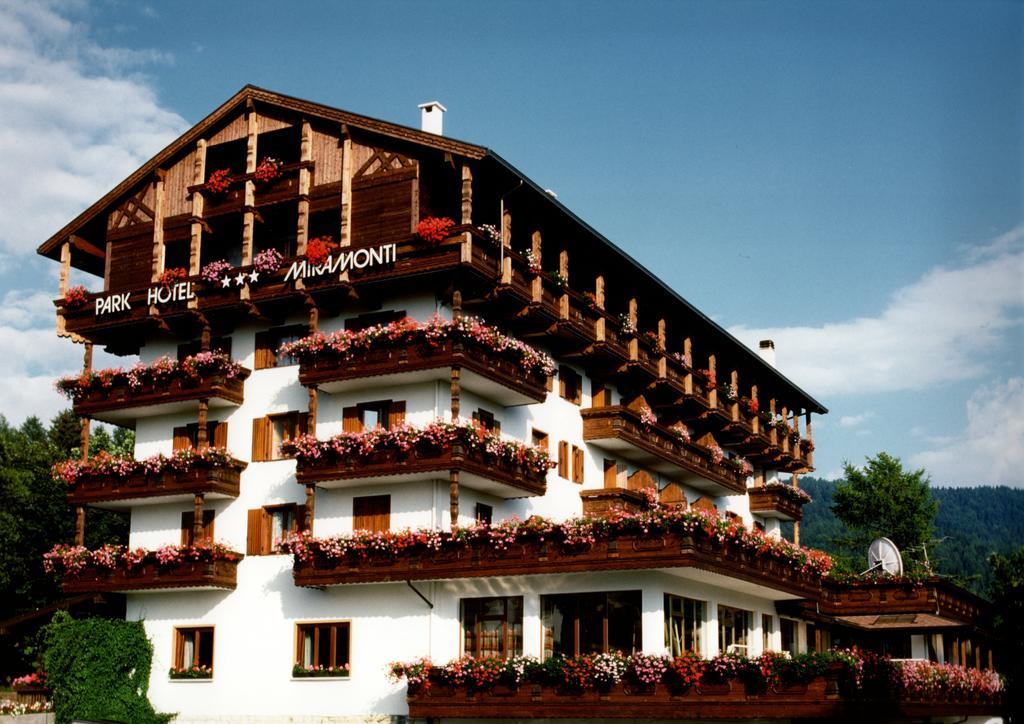 Park Hotel Miramonti Folgaria Buitenkant foto